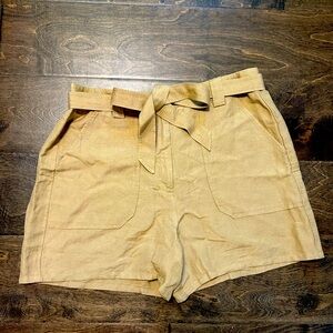 NWT Express paper bag linen blend belted shorts sz 12
